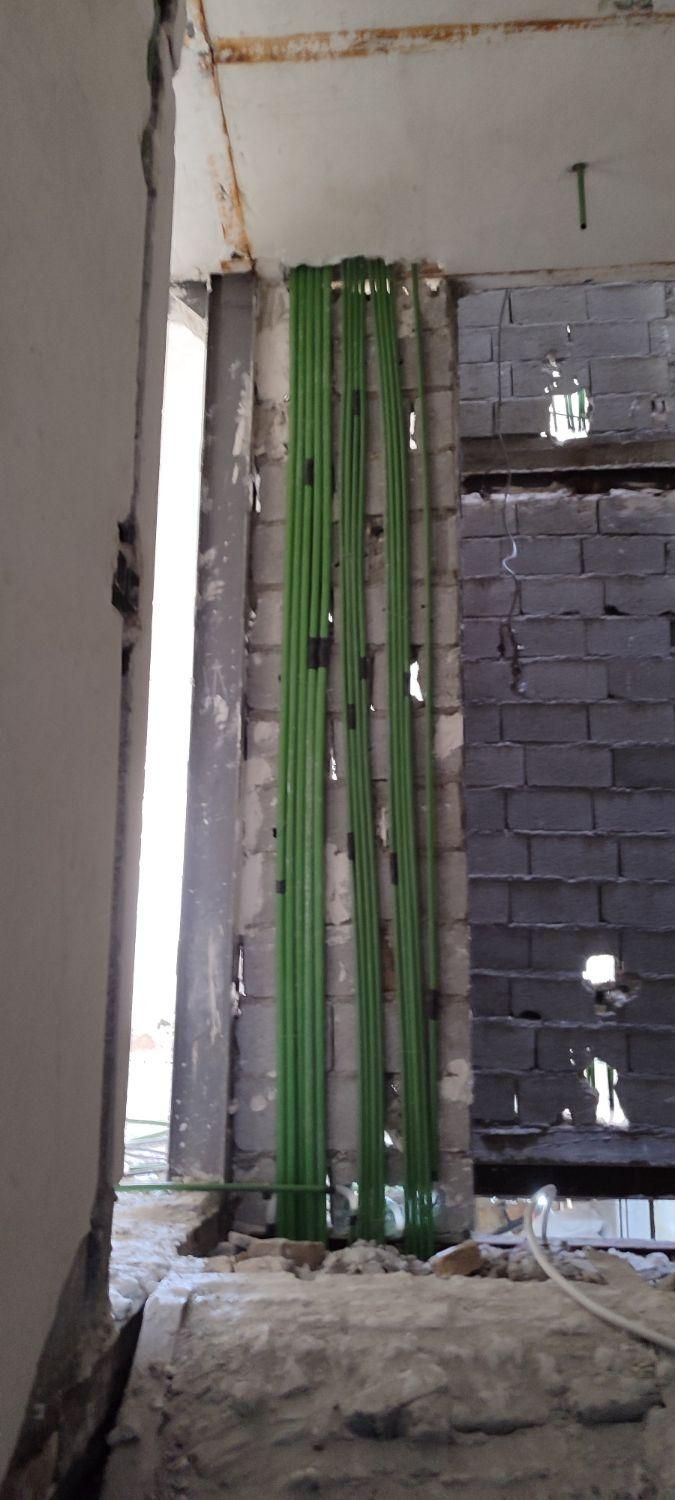 سیم کشی برقکار نصب وعیب یابی آیفون تلفن محافظ منزل|خدمات پیشه و مهارت|تبریز, |دیوار