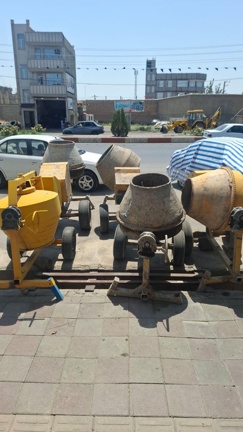 بالابر و میکسر و|ماشین‌آلات صنعتی|شوط, |دیوار