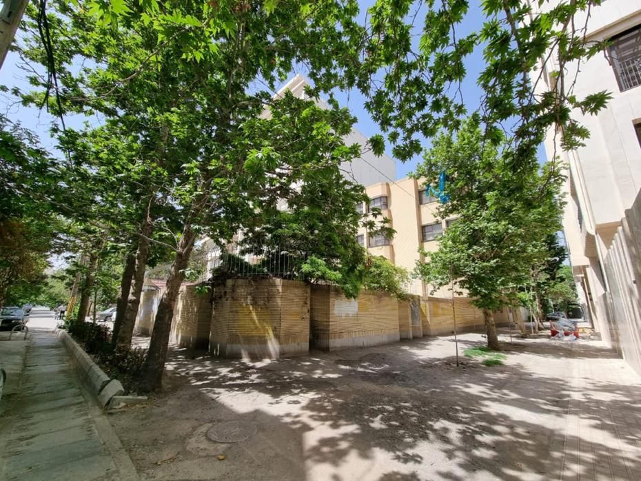 ویلایی۴۲۰متر/جنوبی /اوایل بلوار حافظ|فروش زمین و ملک کلنگی|مشهد, هفت تیر (حافظ)|دیوار