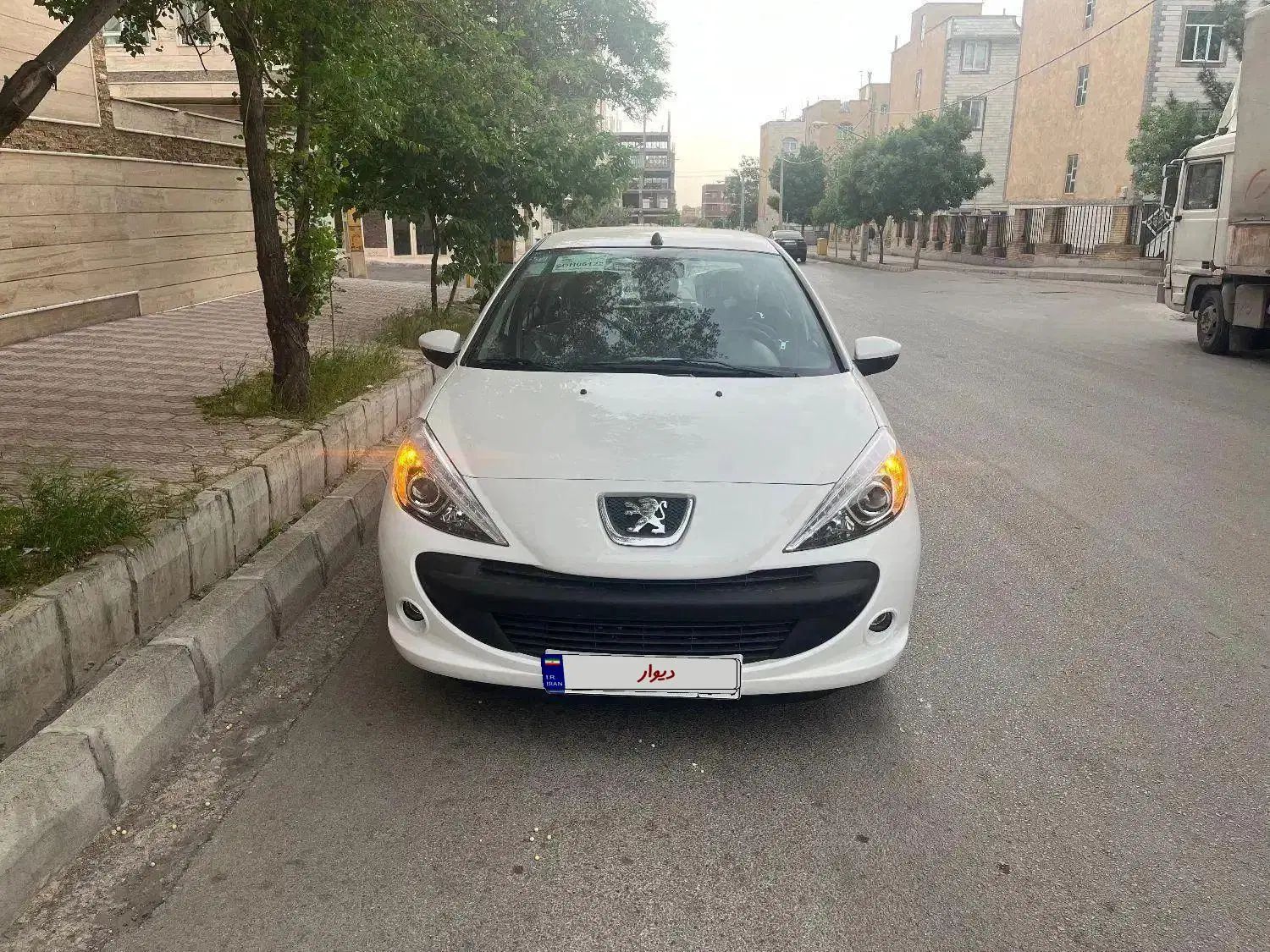 پژو 207دستی موتور tu5هیدرولیک سقف فلز ارتقایافته|خودرو سواری و وانت|قزوین, |دیوار