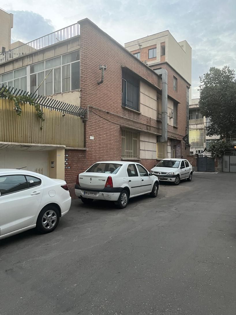مشارکت ۱۳۰ متری / منطقه ۱۰ / فروش و مشارکت|مشارکت در ساخت املاک|تهران, خرمشهر|دیوار