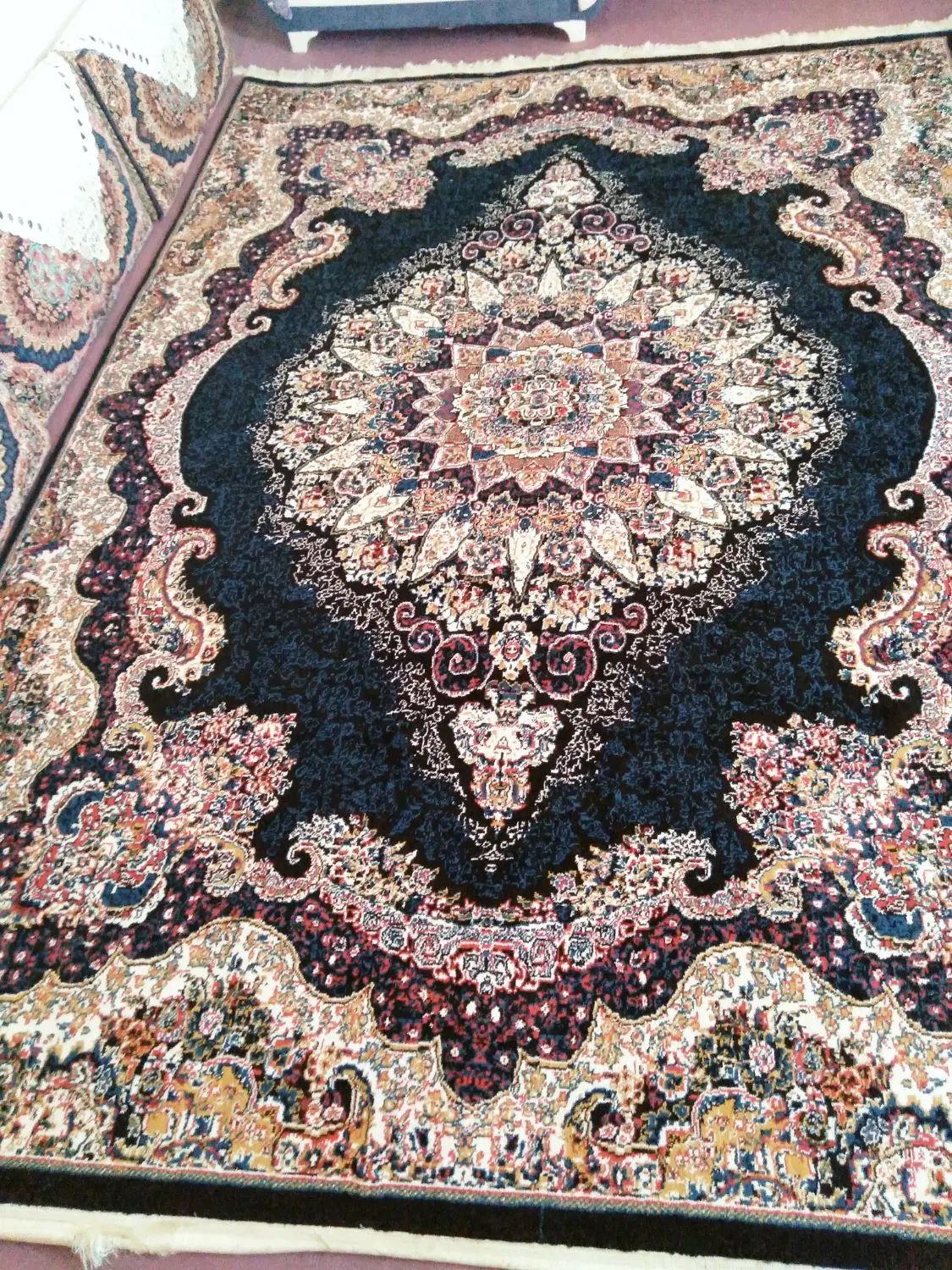 چهار تخته فرش ۹ متری در حد نو فقط ۶ماه استفاده شد|فرش|همدان, |دیوار