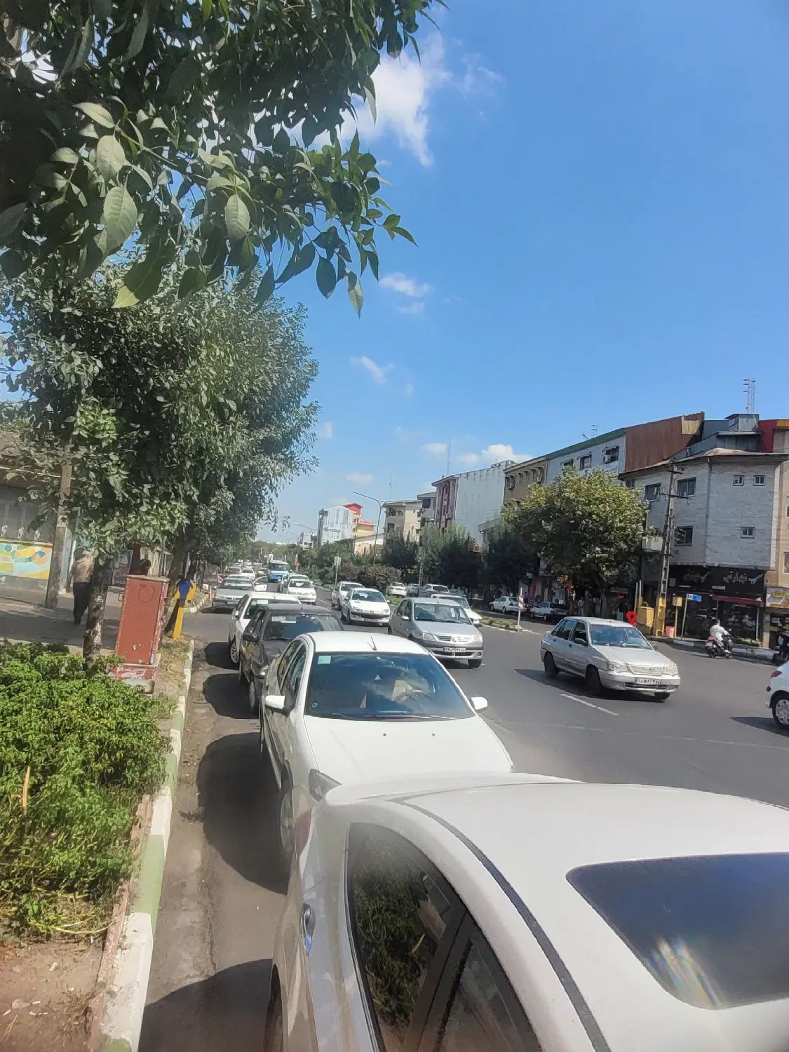 فروش/تهاتر یکجا ضیابری معلم سبزه میدان لاکانی معلم|فروش آپارتمان|رشت, معلم|دیوار