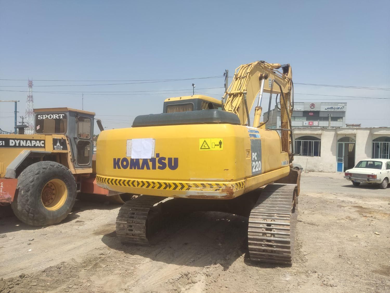 سلام بیل کوماتسو220خط 7مدل2006|خودرو سنگین|تبریز, |دیوار