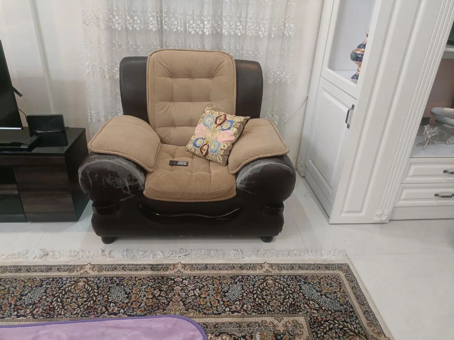 مبل راحتی|مبلمان خانگی و میز عسلی|مشهد, کوه سنگی|دیوار