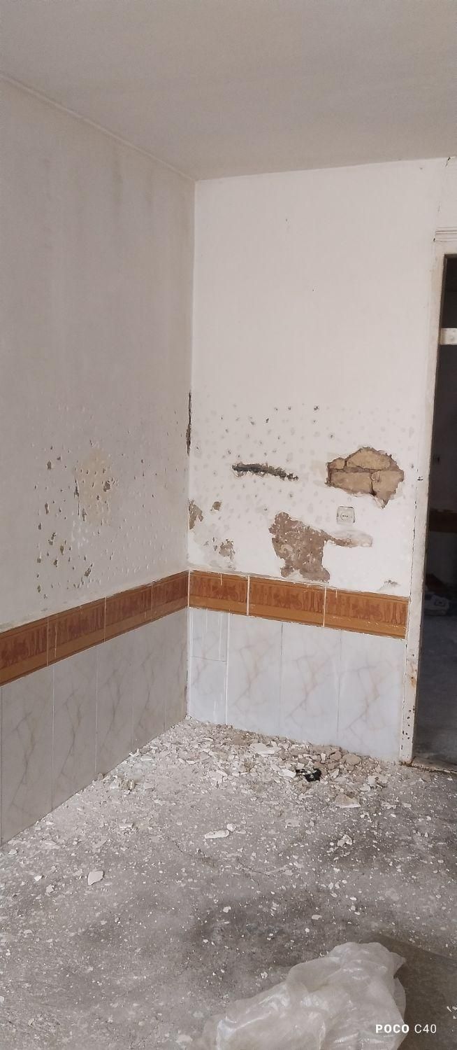 گچکاری گچ کاری لکه گیری روزمزدمتری کاشیکاری بنایی|خدمات پیشه و مهارت|مشهد, شهید مطهری|دیوار