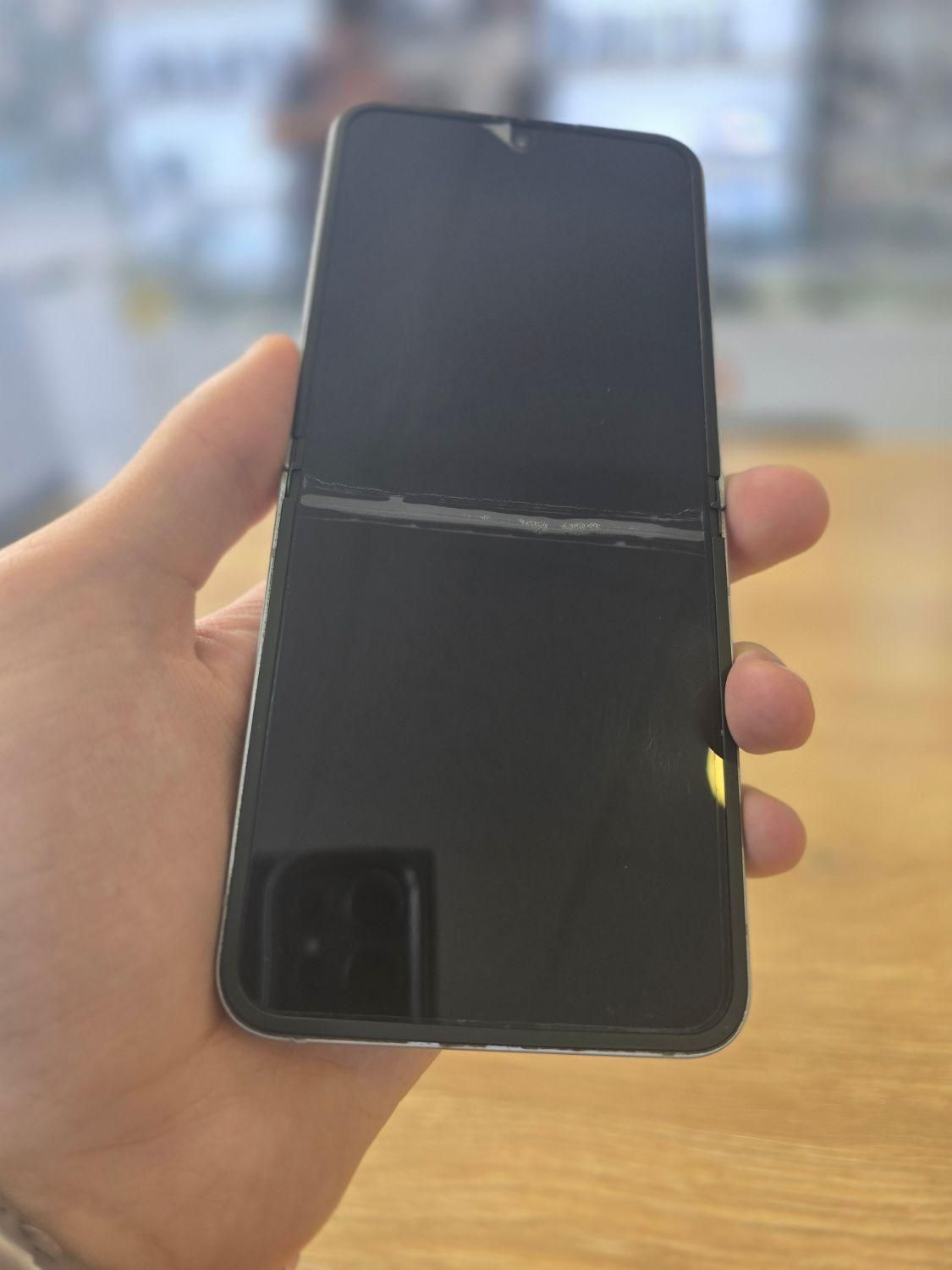 SamSung Galaxy Z flip 6|موبایل|شیراز, خلیلی|دیوار