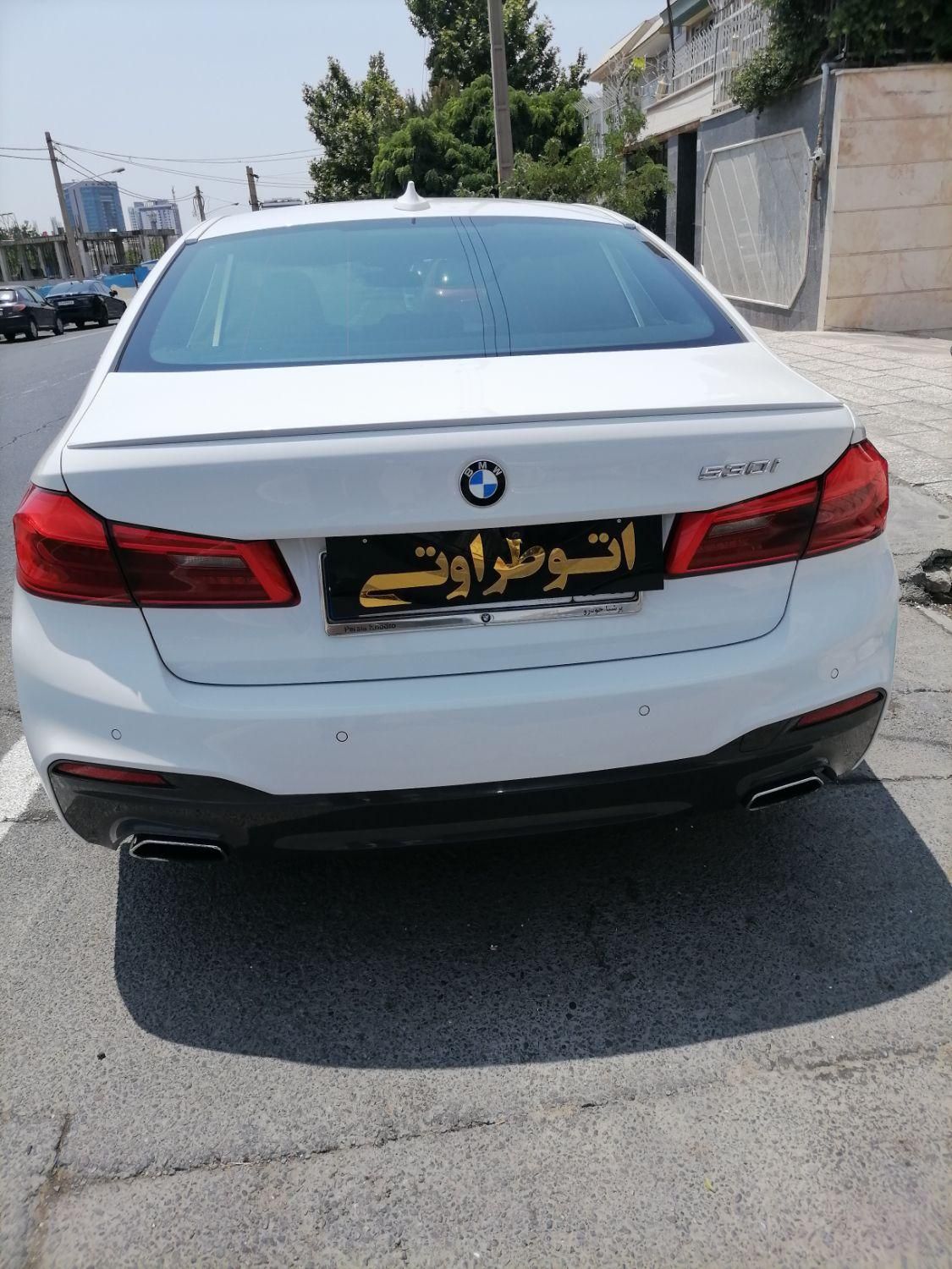 بی‌ام‌و سری 5 سدان 530i، مدل ۲۰۱۷|خودرو سواری و وانت|تهران, شهرک راه‌آهن|دیوار