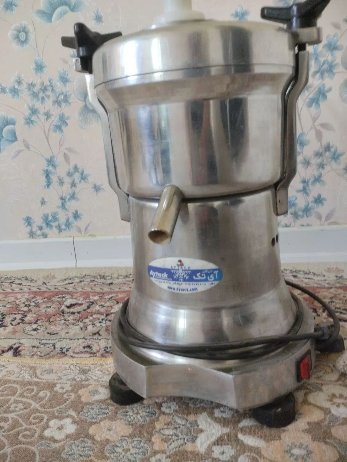 آبمیوه گیری صنعتی|آبمیوه‌گیر و آب‌مرکبات‌گیر|کرج, باغستان|دیوار