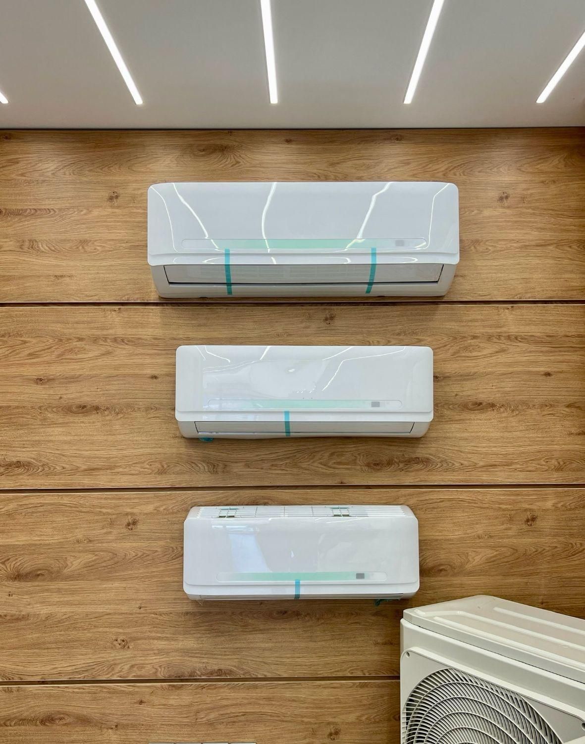 کولرگازی/سی هزار بازنشسته باشی|کولر گازی و فن‌کوئل|کاشان, معلم|دیوار