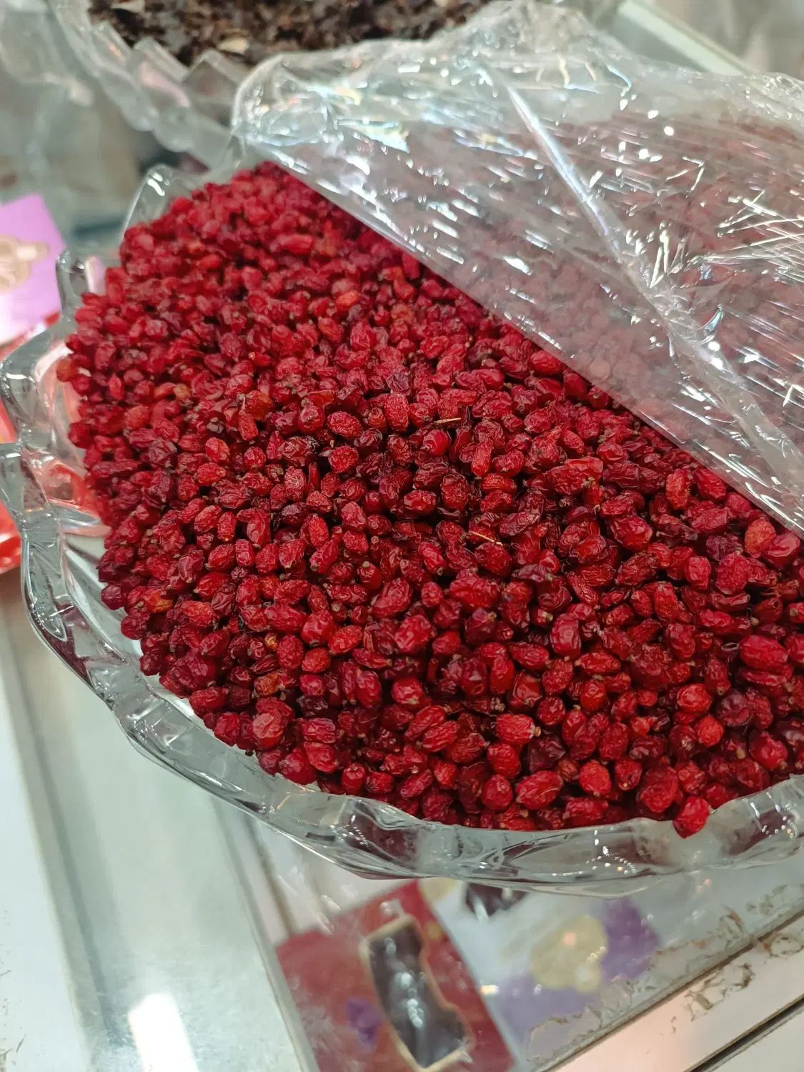 زعفران عباس زاده|خوردنی و آشامیدنی|اصفهان, قلعه طبره|دیوار