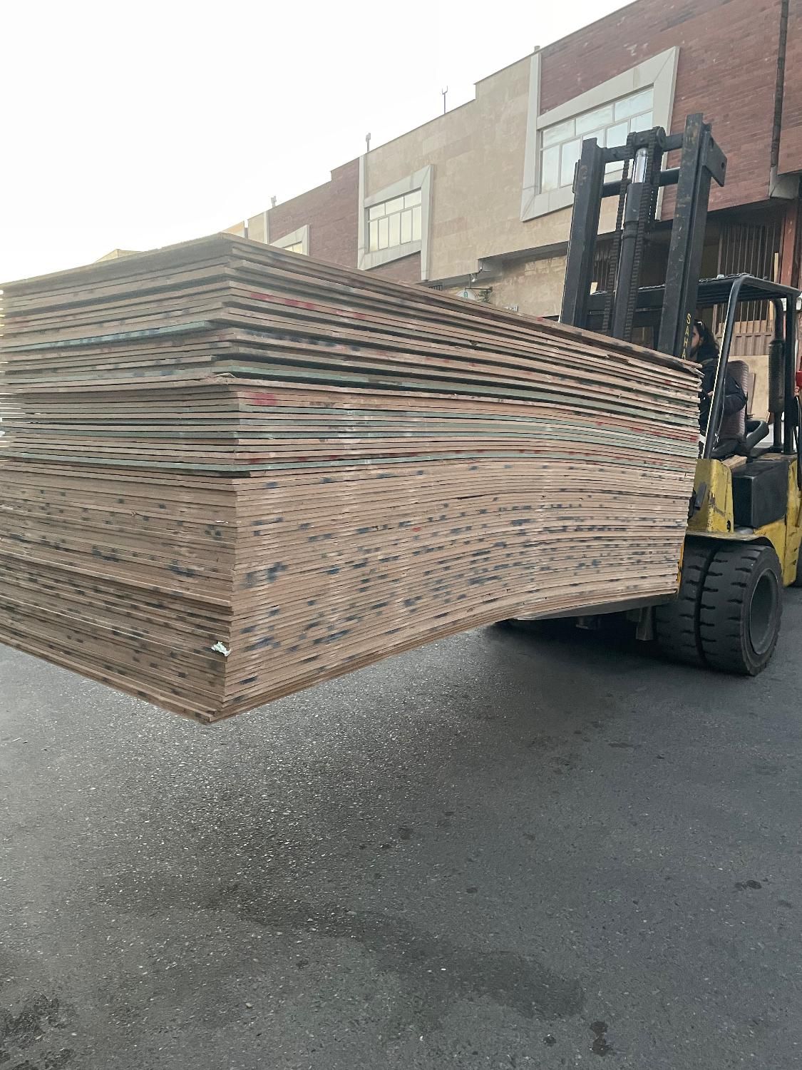 زیرپالتی و نوپان و ام دی اف Mdf|عمده‌فروشی|خاوران, |دیوار