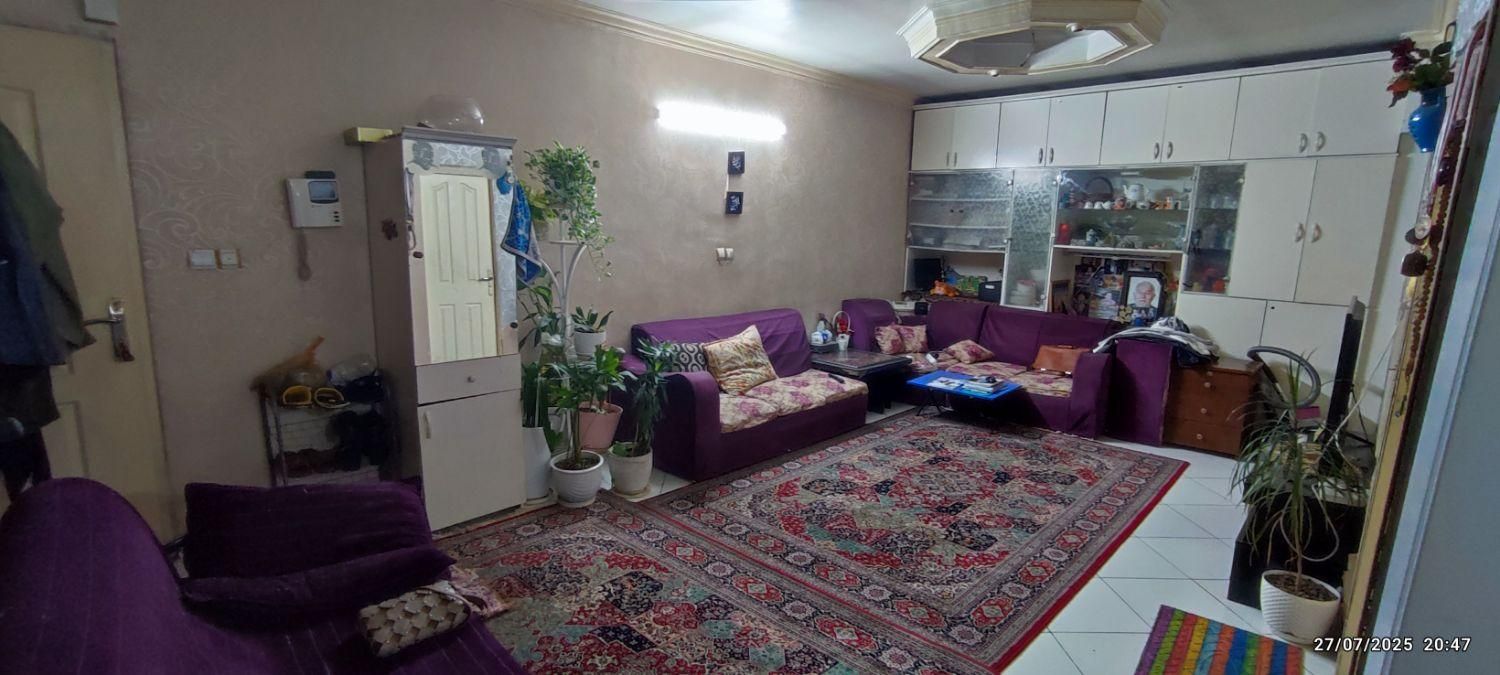فروش آپارتمان ۵۴ متری در خیابان اصلی بهترین موقعیت|فروش آپارتمان|تهران, صفا|دیوار