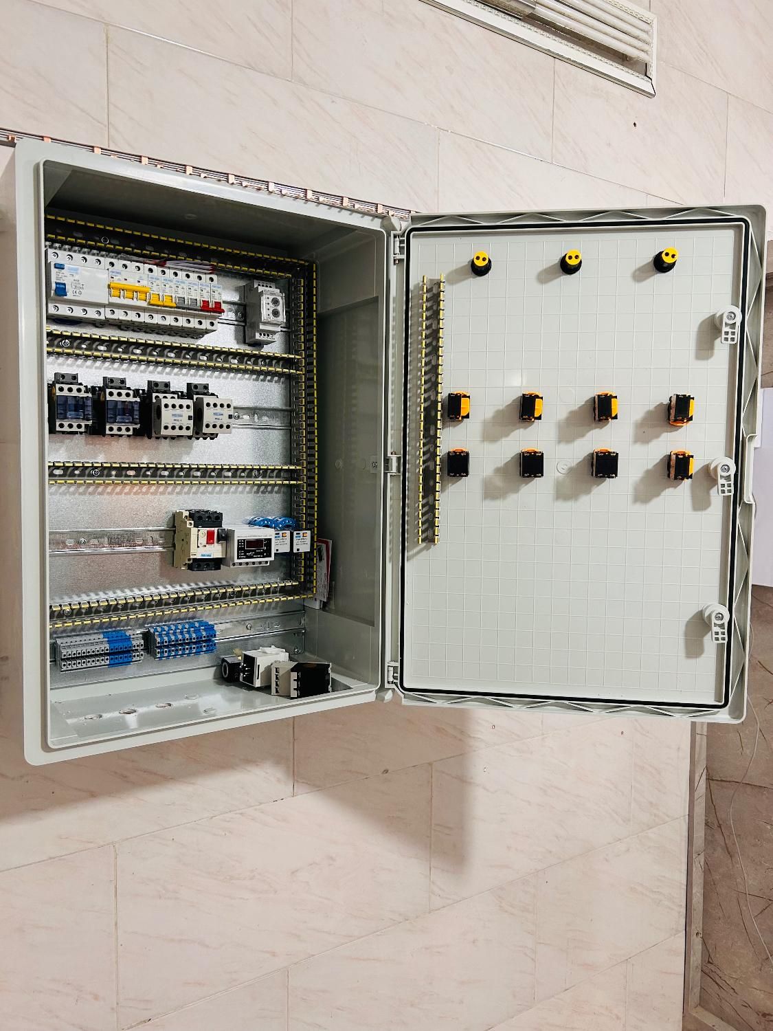 آموزش و استخدام برق صنعتی در آموزشگاه نِمو|خدمات آموزشی|اصفهان, قائمیه|دیوار