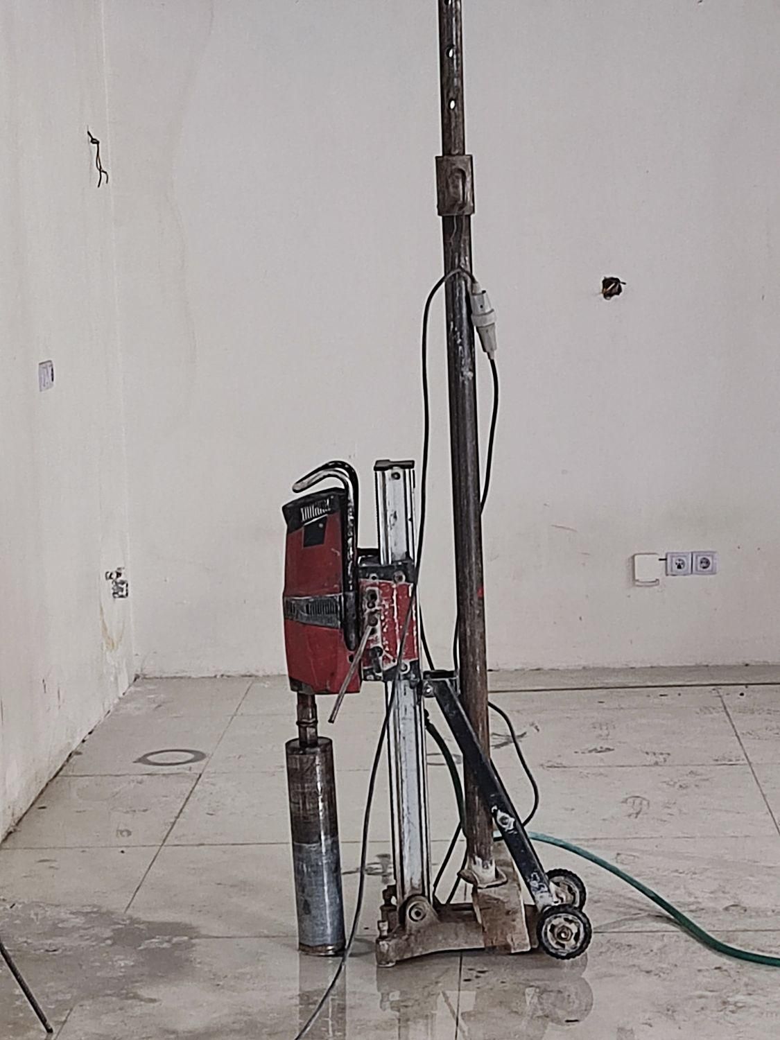 کرگیری وشیار آب و فاضلاب برق|خدمات پیشه و مهارت|شیراز, باغ تخت|دیوار