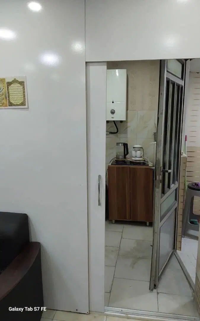 دفتر تجاری ۴۵متری خیابان شلوغ|فروش دفتر کار، اتاق اداری، مطب|رشت, دروازه لاکان|دیوار