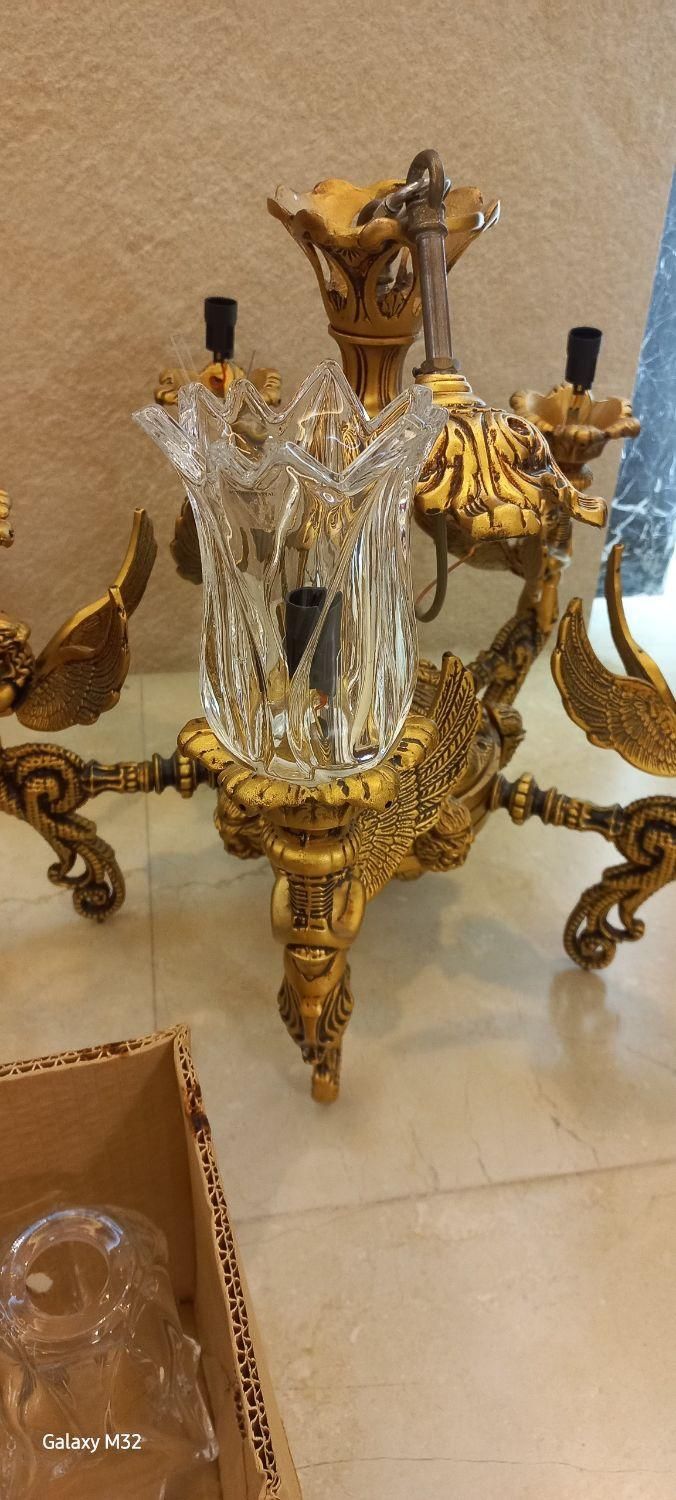 لوستر ۵ شاخه .از جنس رزین. جفت .|لوستر و چراغ آویز|اصفهان, باغ زرشک|دیوار