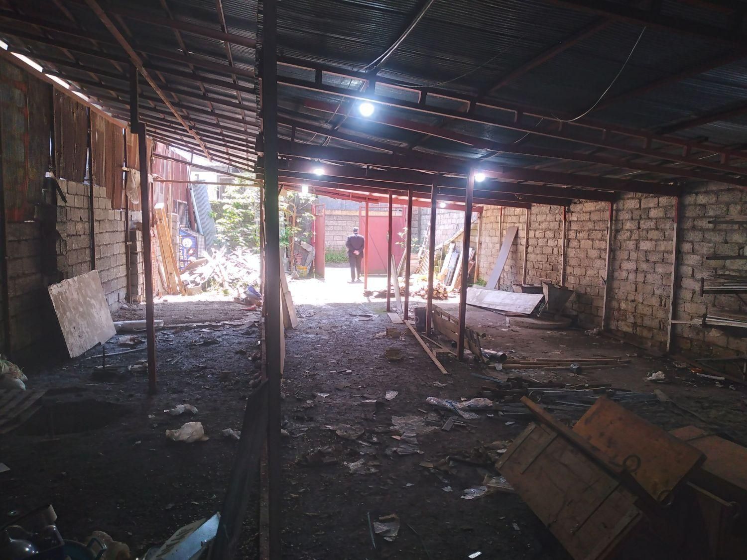 اجاره انباری ۲۷۰ متری نزدیک میدان شهید املاکی|اجارهٔ دفتر کار، اتاق اداری، مطب|لنگرود, |دیوار