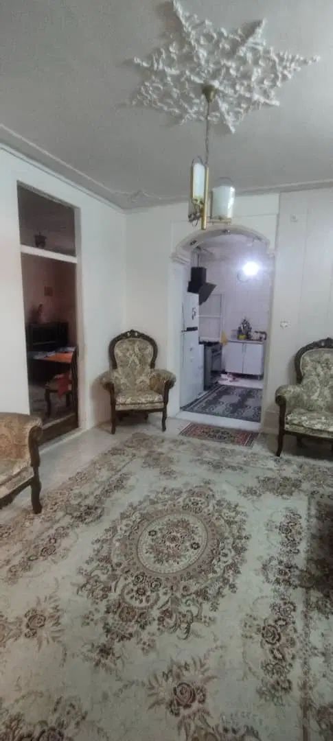 ۱۱۷ متر ۱خواب قابلیت ۳خواب شدن دارد همکف|فروش آپارتمان|تهران, فلسطین (میدان انقلاب)|دیوار