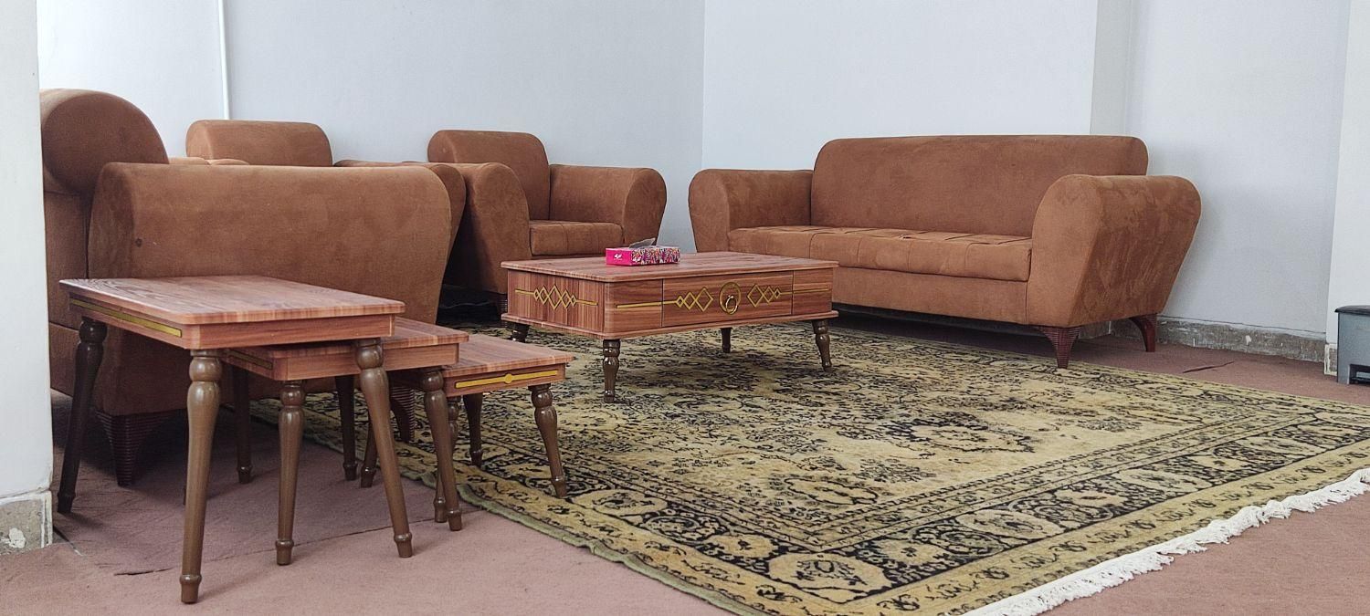 اجاره کوتاه مدت ویلایی و سویت همراه با پارکینگ|اجارهٔ کوتاه‌مدت آپارتمان و سوئیت|شیراز, شهرک سراج‎|دیوار