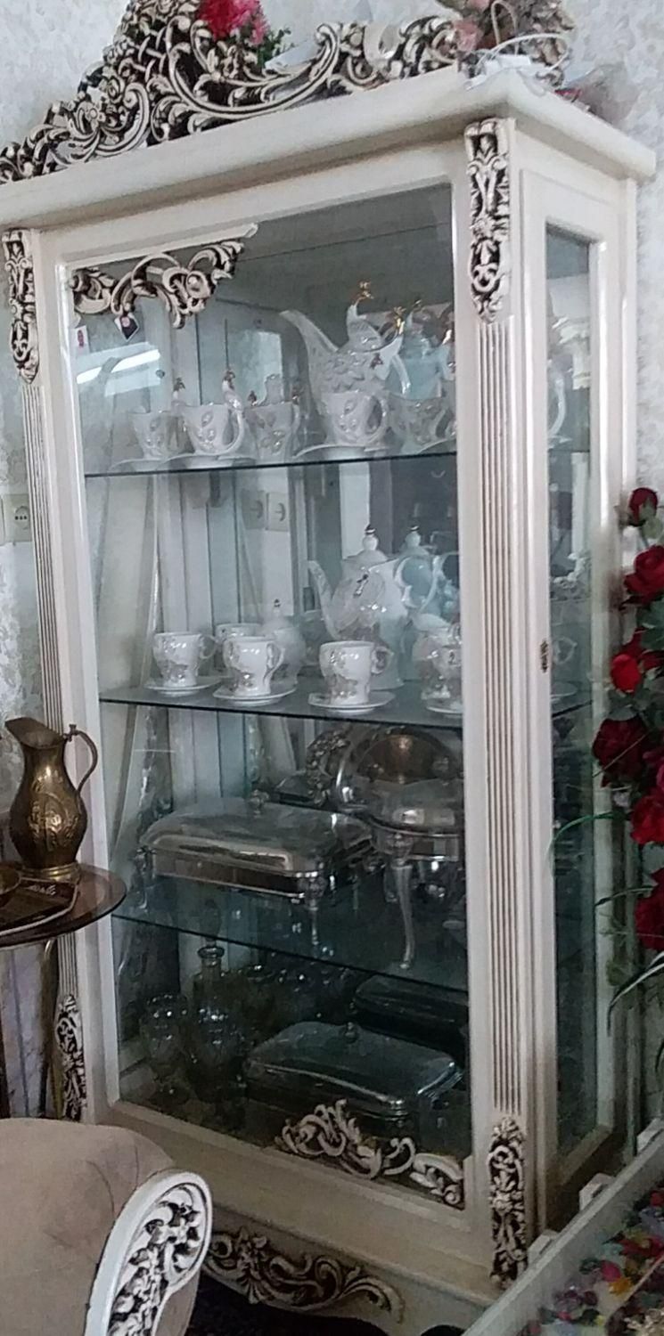مبل و گنجه ومیز TVسالم در حد نو|مبلمان خانگی و میز عسلی|مشهد, کارمندان دوم|دیوار