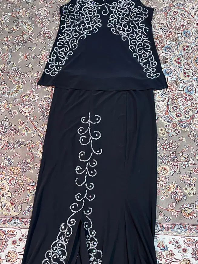 تعدادی لباس مجلسی|لباس|کرج, حسین آباد (اکبر آباد)|دیوار