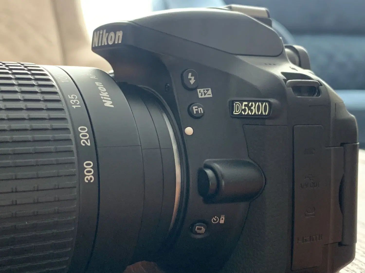 دوربین Nikon d5300 با لنز 70 300|دوربین عکاسی و فیلم‌برداری|تهران, حر|دیوار