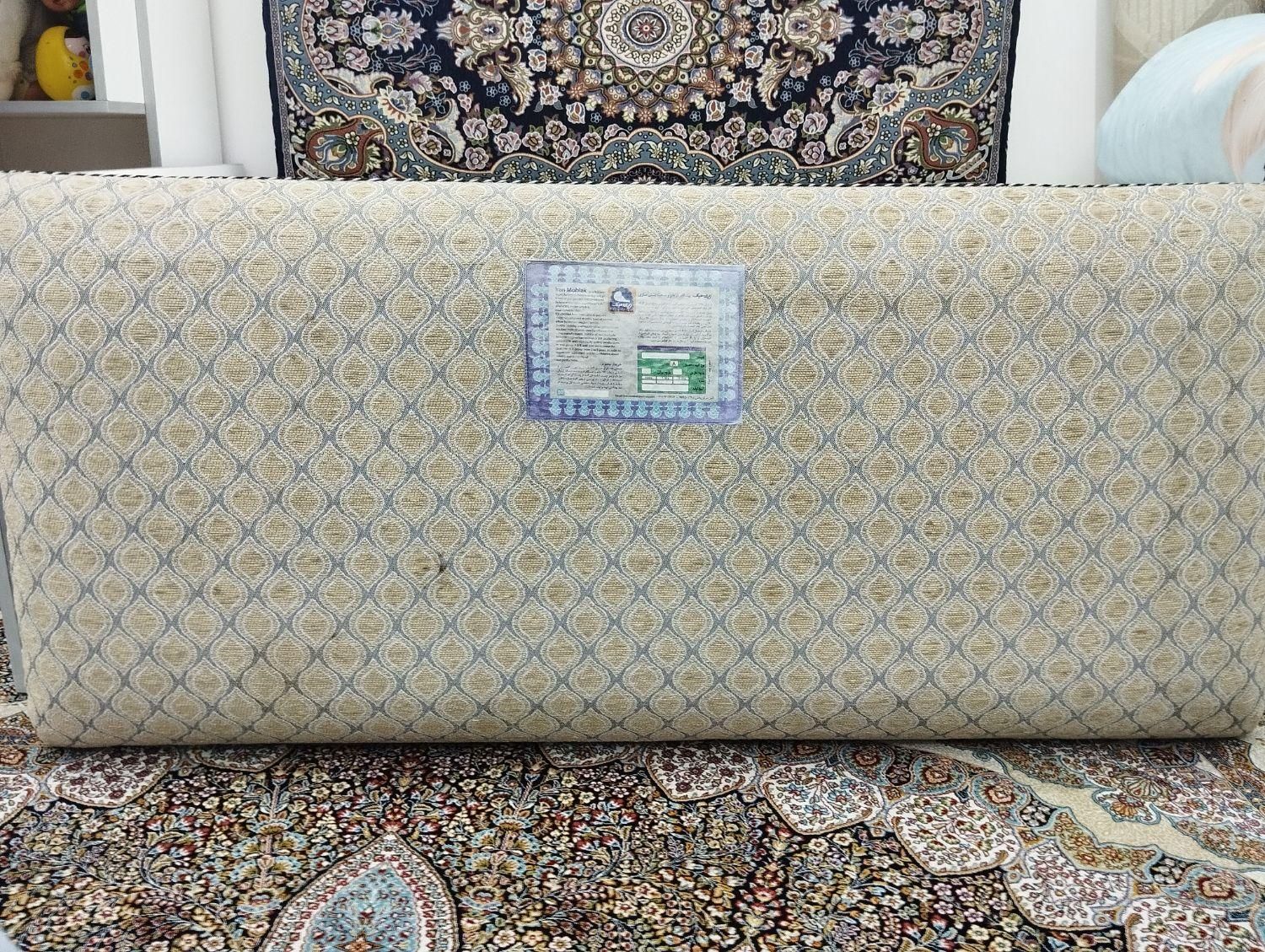 پشتی نو و سالم بدون پارگی چهار نفره|پشتی|اسلامشهر, شهرک قائمیه|دیوار