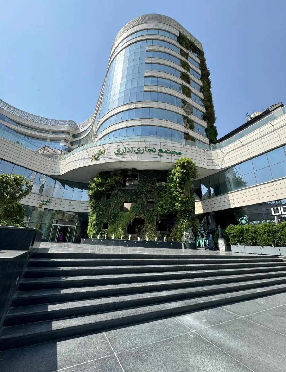 اطلس مال نیاوران / سنداداری / متراژهای مختلف|فروش دفتر کار، اتاق اداری، مطب|تهران, نیاوران|دیوار