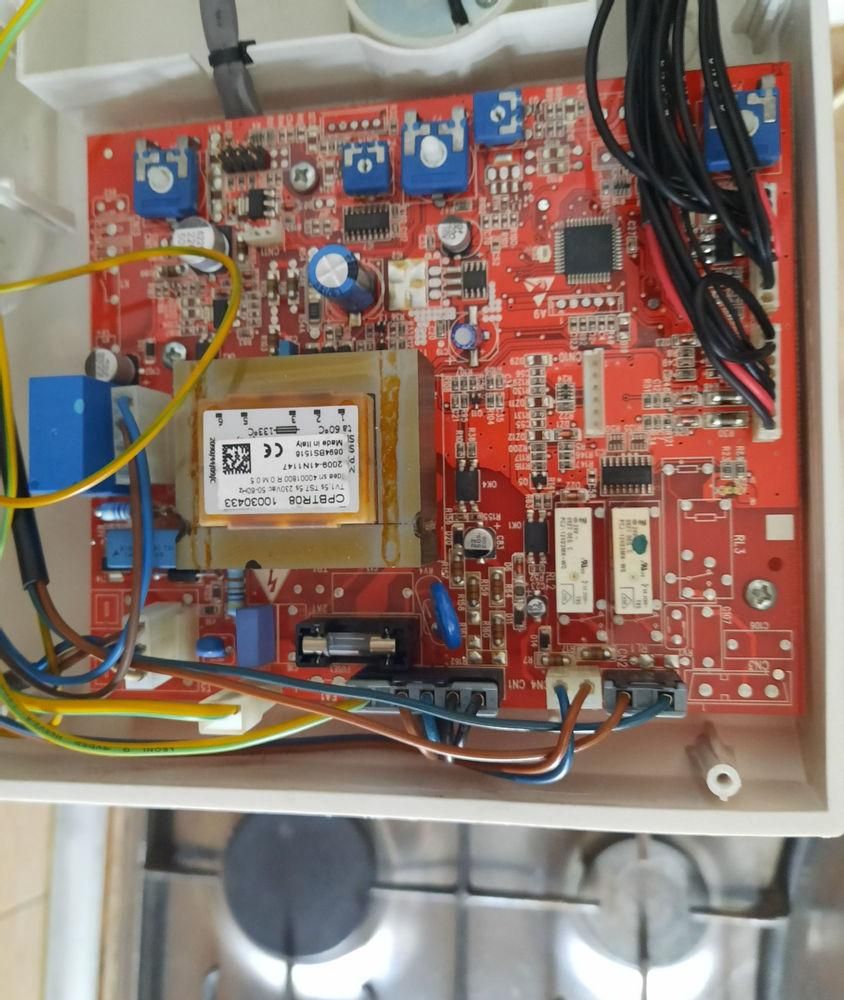 تعمیرات تخصصی برد پکیج و لوازم خانگی|خدمات پیشه و مهارت|تبریز, |دیوار