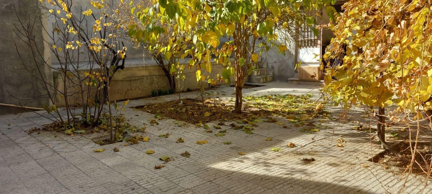 رهن و اجاره|اجارهٔ خانه و ویلا|هرسین, |دیوار