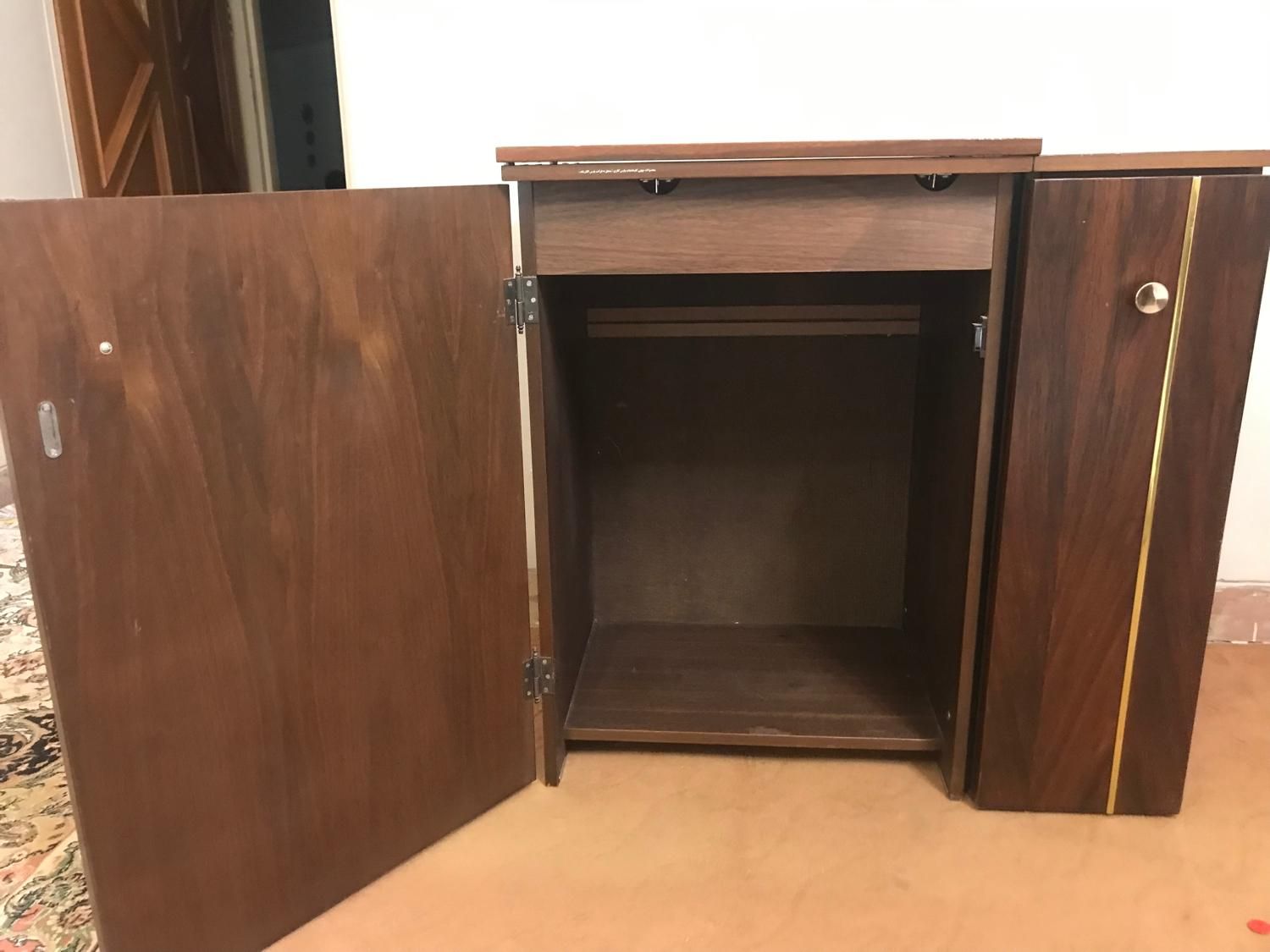 میز چرخ خیاطی|لوازم خیاطی و بافتنی|یزد, |دیوار