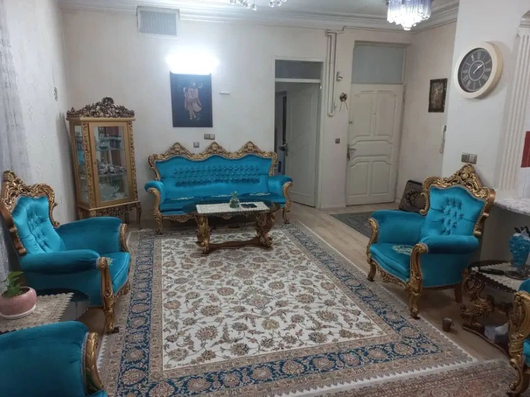 71 متر شیک با تراس و انباری دسترسی عالی به مترو|فروش آپارتمان|تهران, شیخ هادی|دیوار