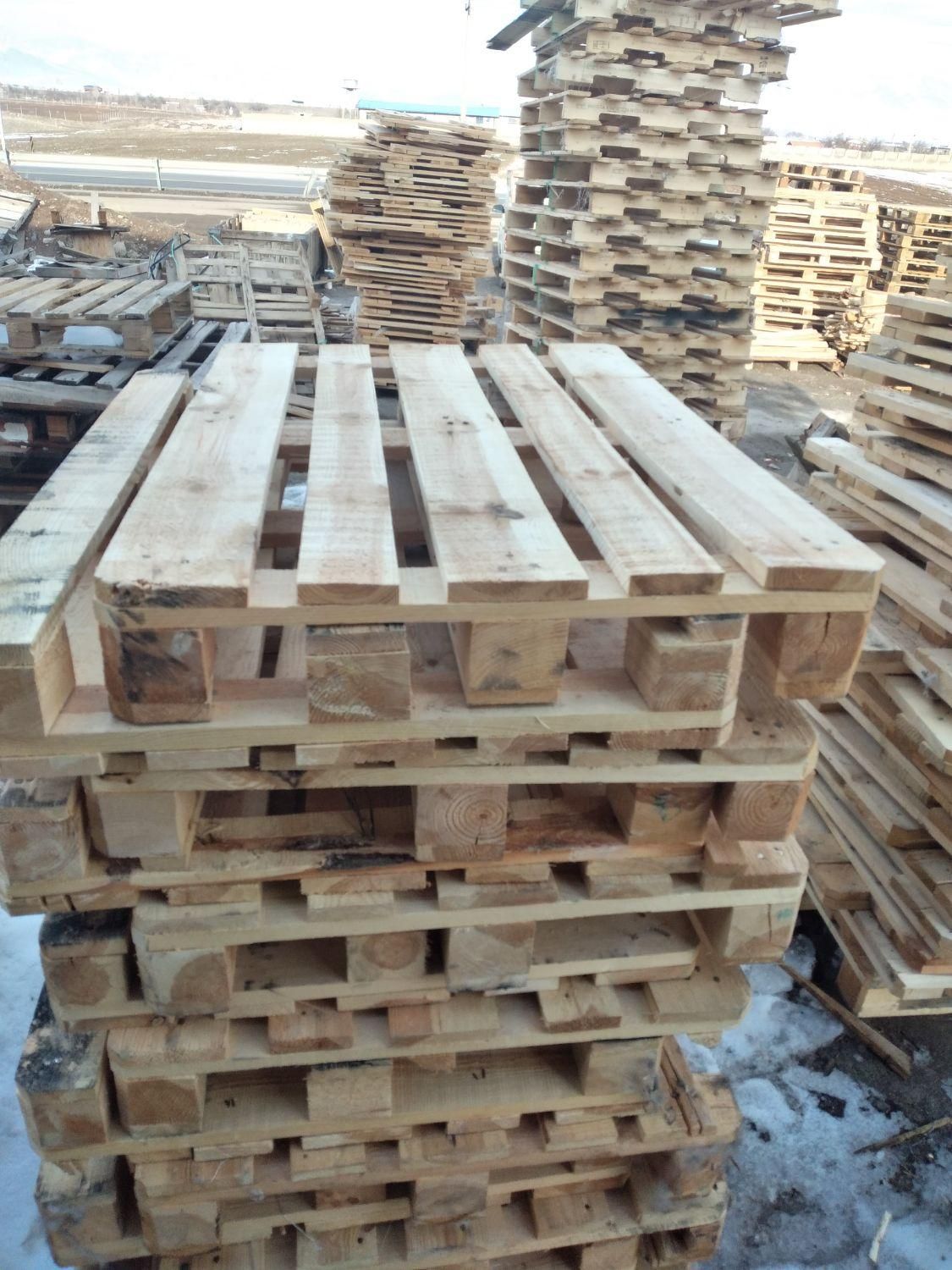 خرید و فروش پالت چوبی الوار هفت لایی|عمدهفروشی|سنگر, |دیوار