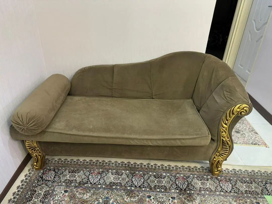 مبلمان خانگی همراه با عسلی‌ها ، فقط یک ملیون تومان|مبلمان خانگی و میز عسلی|تهران, سلسبیل جنوبی|دیوار