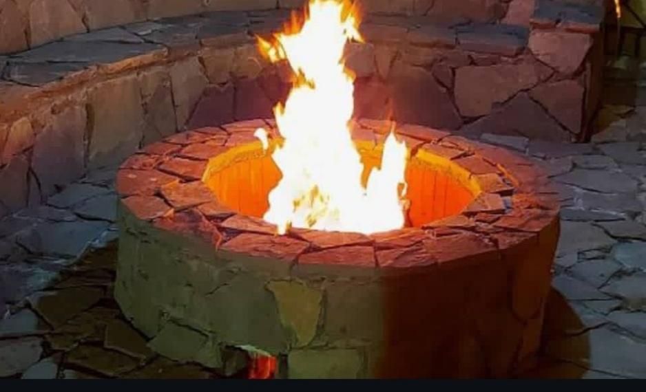 اجاره روزانه/هفتگی خونه باغ با جوی آب روان|اجارهٔ کوتاهمدت ویلا و باغ|ماهان, |دیوار