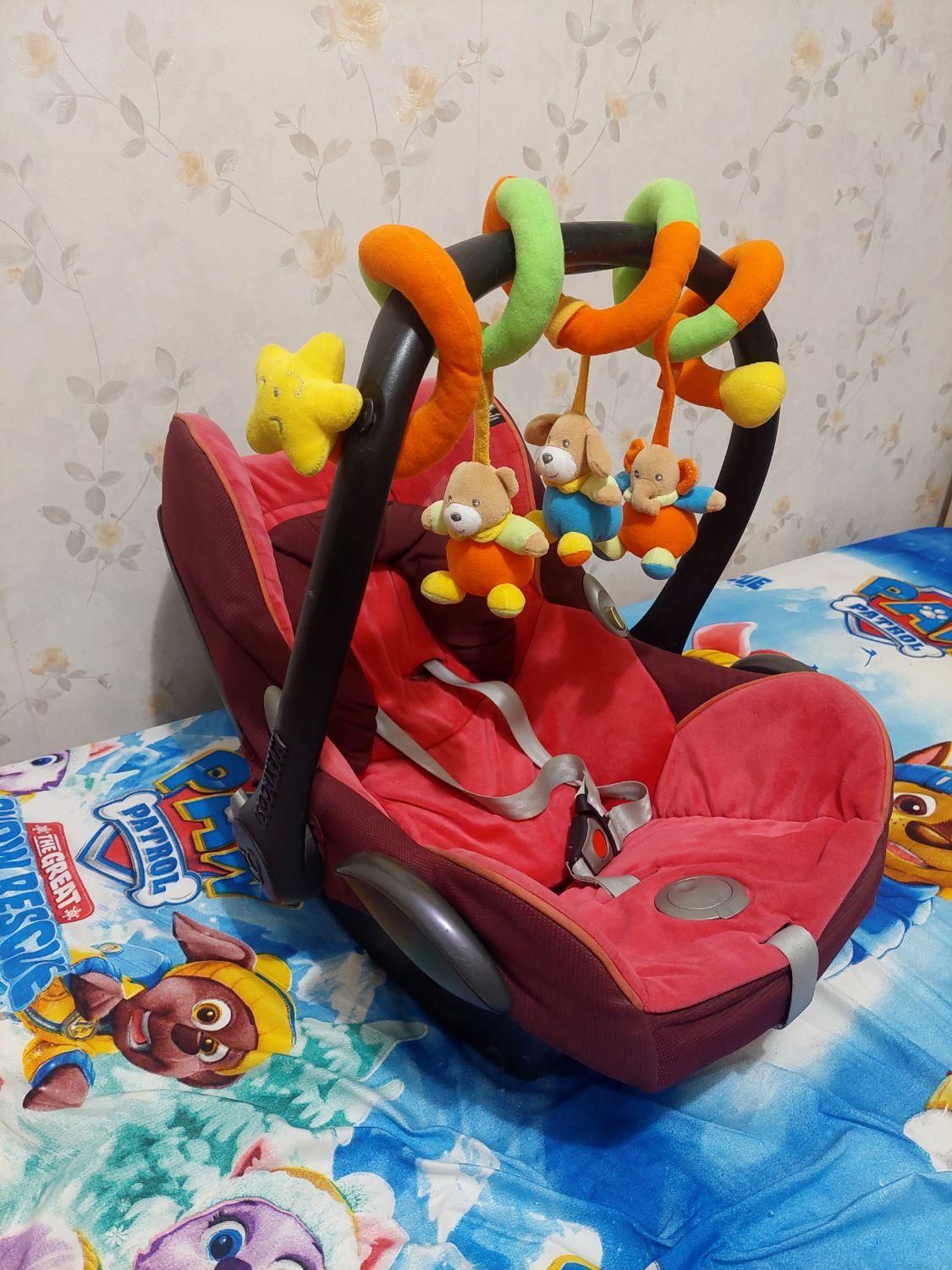 کریر مکسی کوزی اصل هلند همراه با اویز|کالسکه و لوازم جانبی|لاهیجان, مهرگان|دیوار