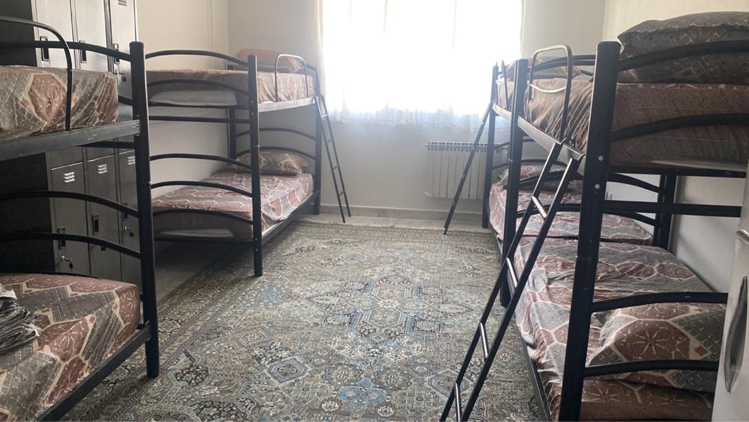 خوابگاه آقایان|اجارهٔ کوتاهمدت آپارتمان و سوئیت|تهران, فلسطین (میدان انقلاب)|دیوار