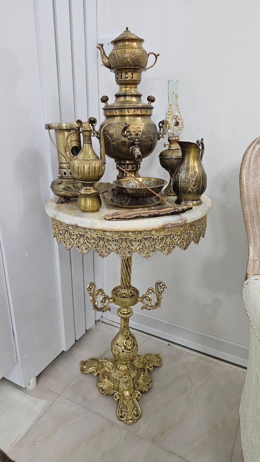 میزتلفن کنارسالنی میز خاطره کنازسالنی|میز تلفن|مشهد, طلاب|دیوار