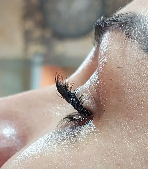 کاشت مژه هیدن و آموزش مژه هیدن|خدمات آرایشگری و زیبایی|رشت, چله خانه|دیوار