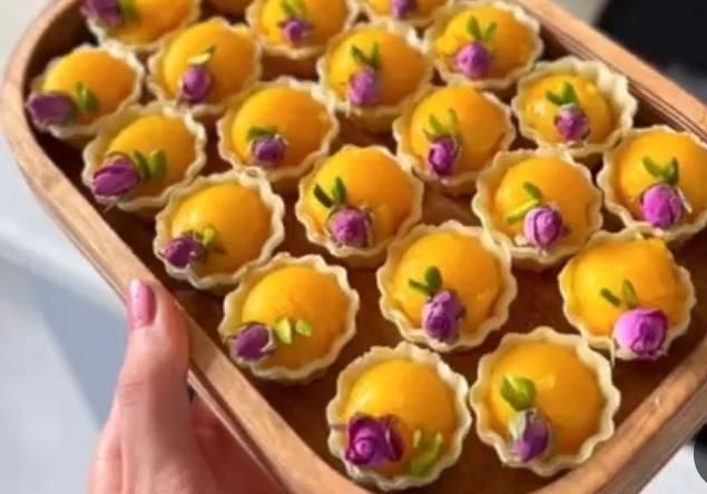 حلوای نذری ومراسم های شادی و یادبود|خوردنی و آشامیدنی|شیراز, باغ تخت|دیوار
