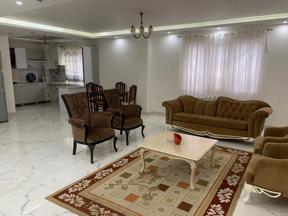 اجاره روزانه/هفتگی/ماهانه آپارتمان۱۳۰متری در گلسار|اجارهٔ کوتاه‌مدت آپارتمان و سوئیت|رشت, پستک|دیوار