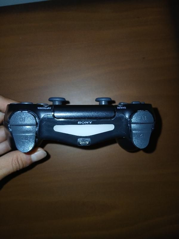 یک عدد دسته ps4 اصلی تمیز|کنسول، بازی ویدئویی و آنلاین|مشهد, طلاب|دیوار