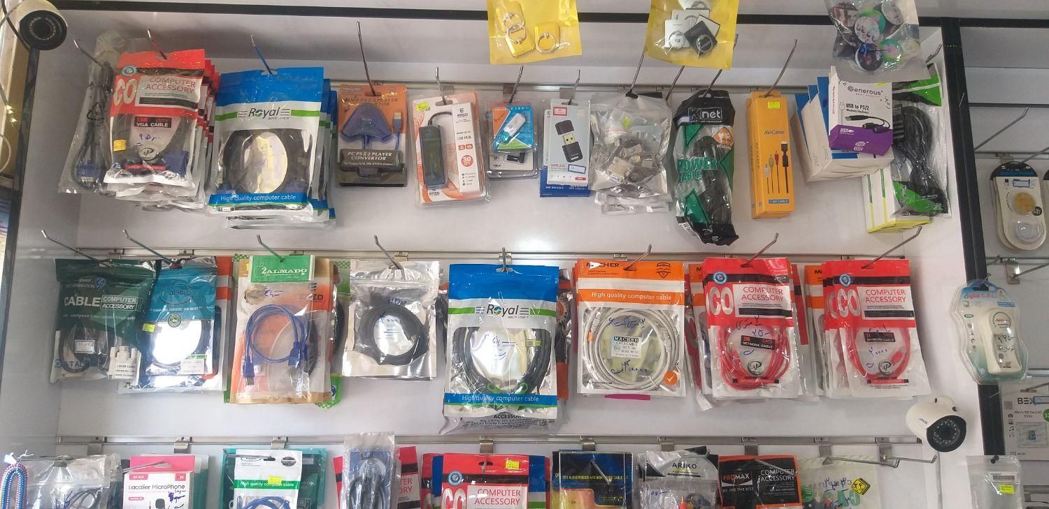 انواع کابل های کامپیوتر و لبتاپ|قطعات و لوازم جانبی رایانه|قم, نیروگاه|دیوار