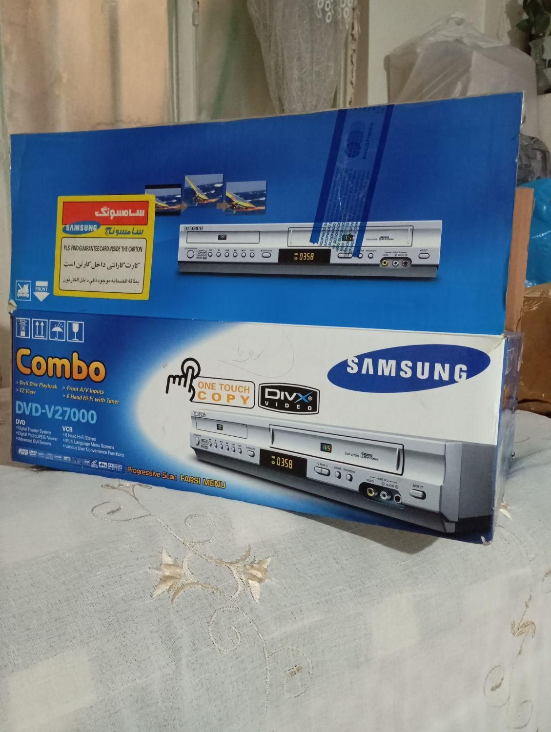 یک عددDVD سامسونگ باجعبه بهمراه کابل وسیم|پخش‌کننده DVD و ویدیو|کرج, حصارک بالا|دیوار