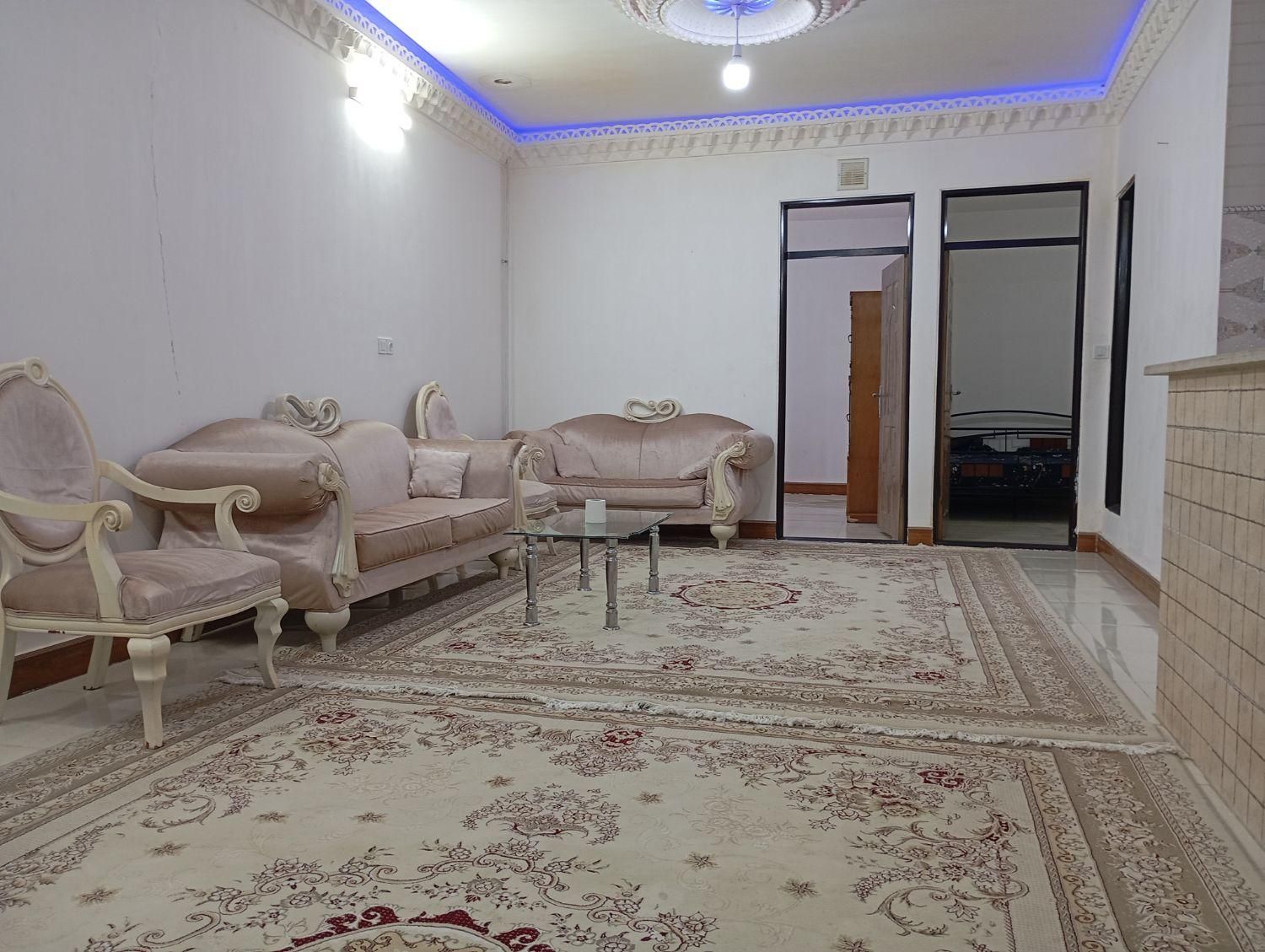 اجاره آپارتمان و سوییت. یک جای خوب هزار حس خوب|اجارهٔ کوتاه‌مدت آپارتمان و سوئیت|بروجرد, |دیوار