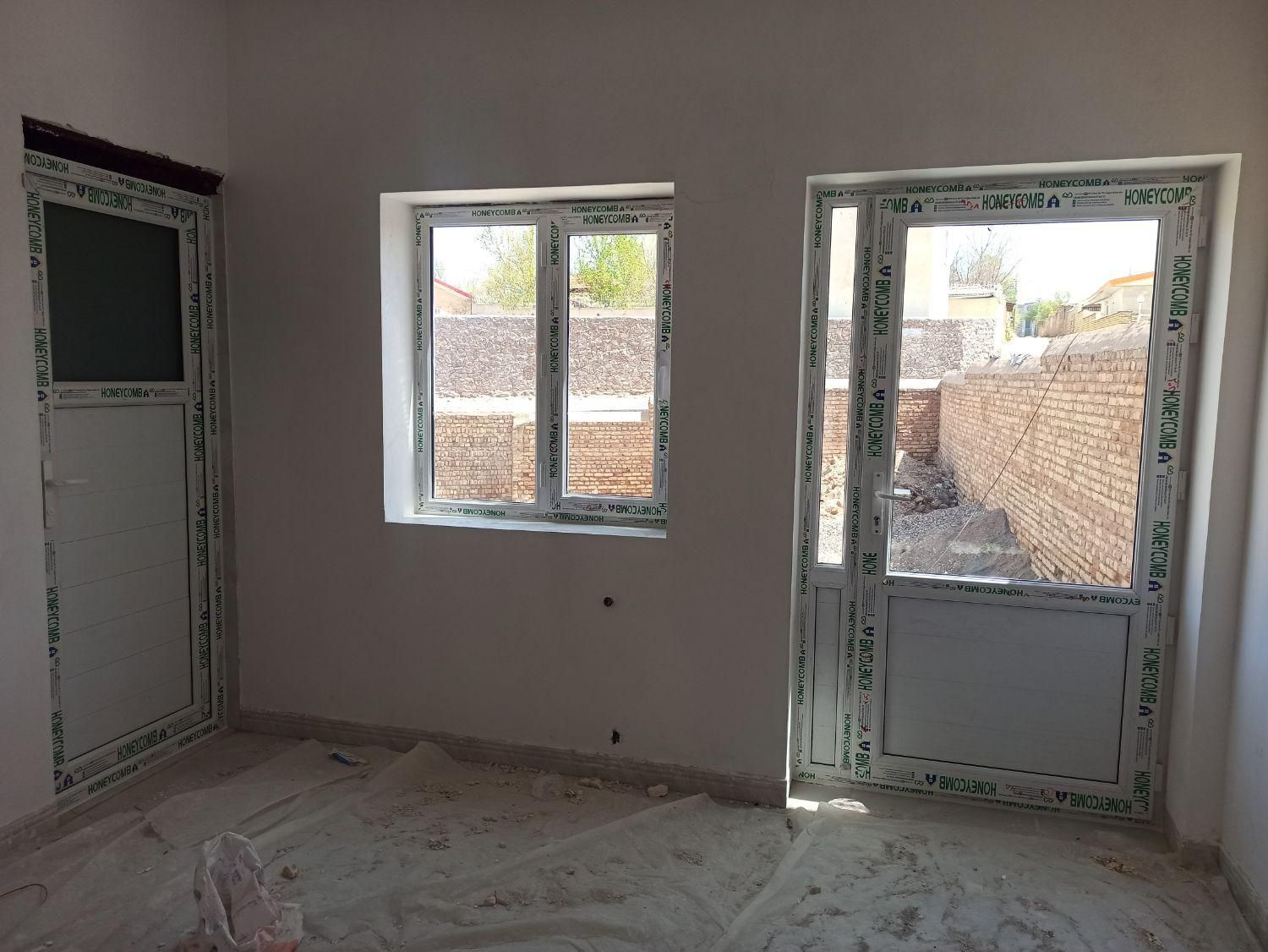 نصب و ریگلاژ درب و پنجره های دوجداره یو پی وی سی|خدمات پیشه و مهارت|فردیس, سپید دشت|دیوار