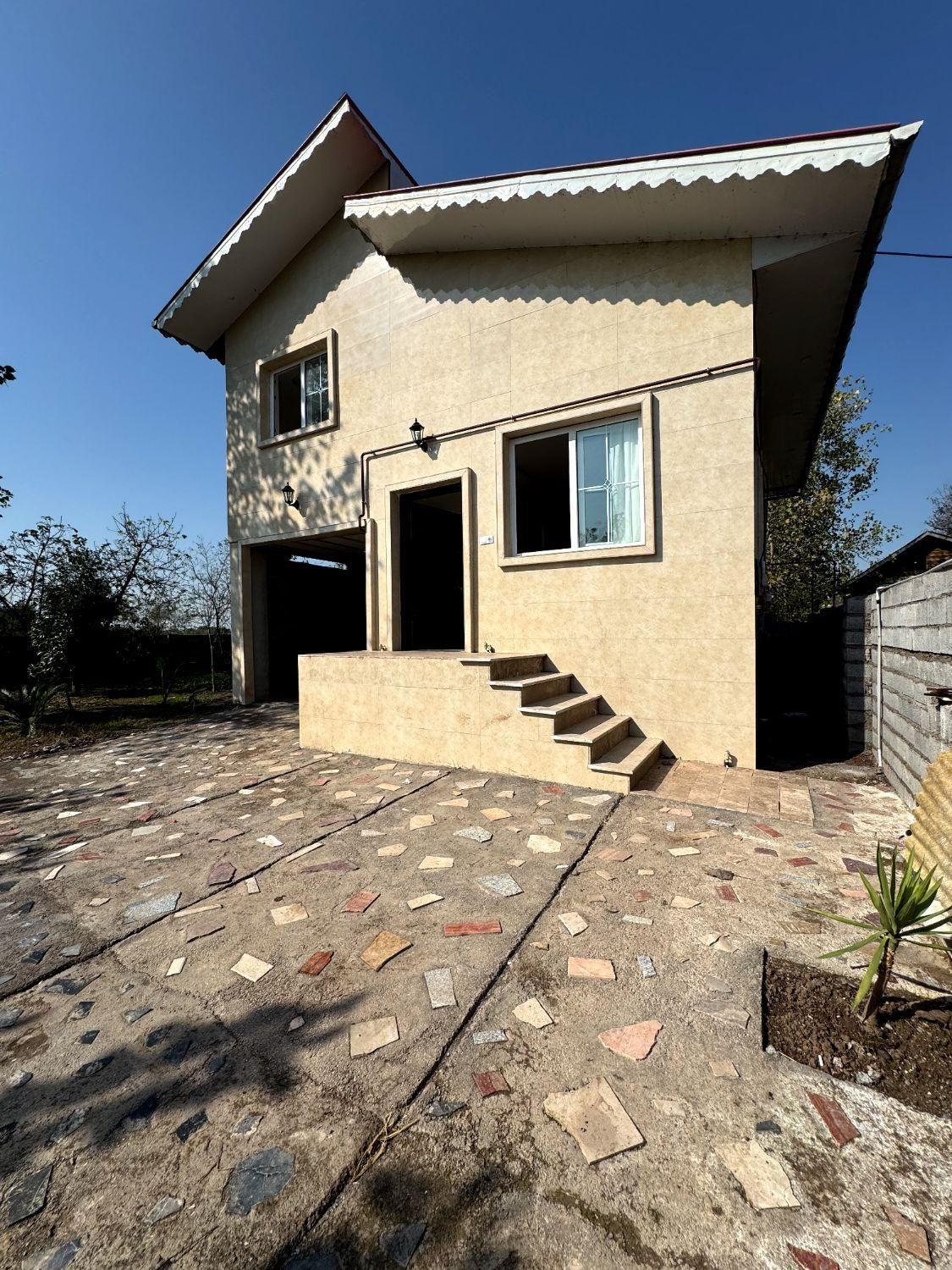 ویلای دوبلکس نوساز درلاهیجان|اجارهٔ کوتاه‌مدت ویلا و باغ|لاهیجان, لیالستان|دیوار