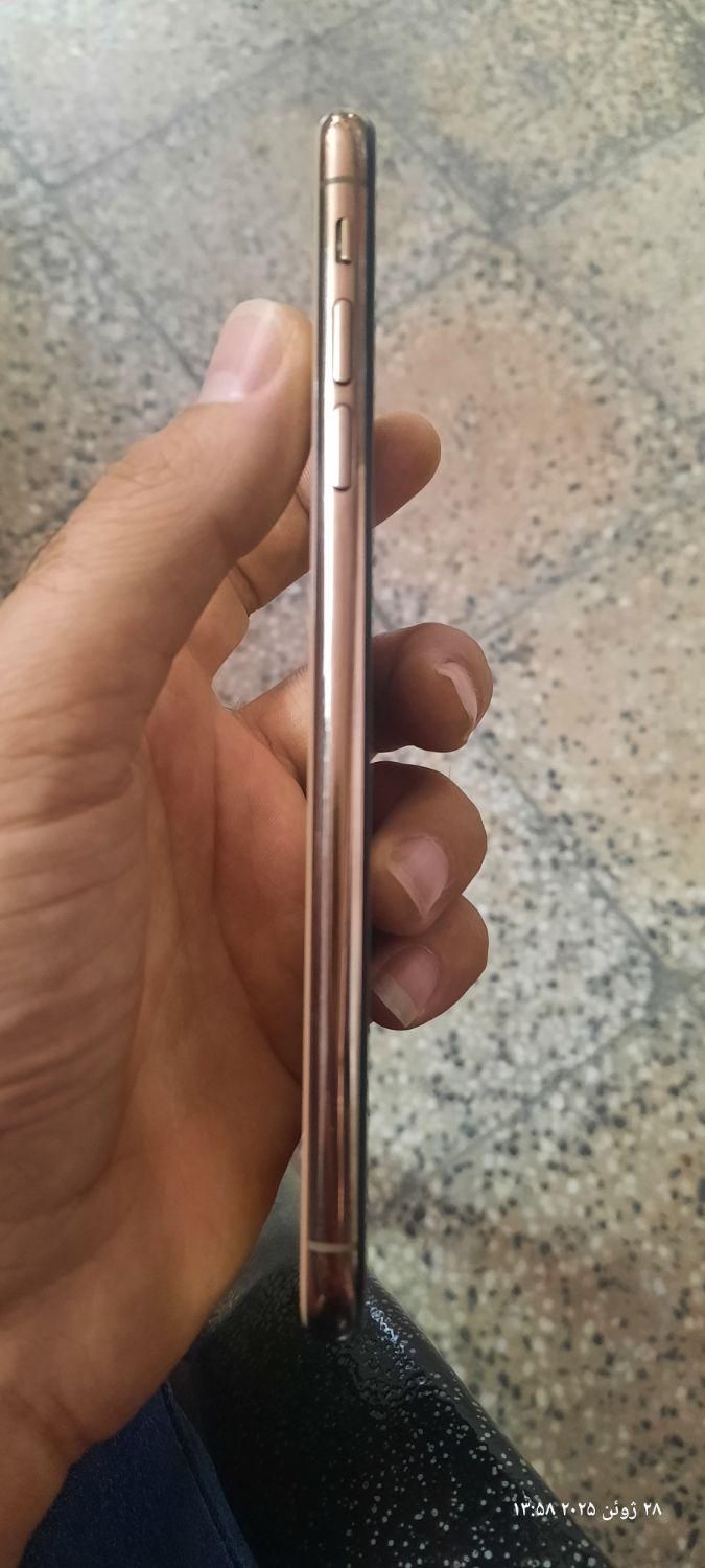 اپل iPhone XS Max با حافظهٔ ۶۴ گیگابایت|موبایل|اصفهان, باتون|دیوار
