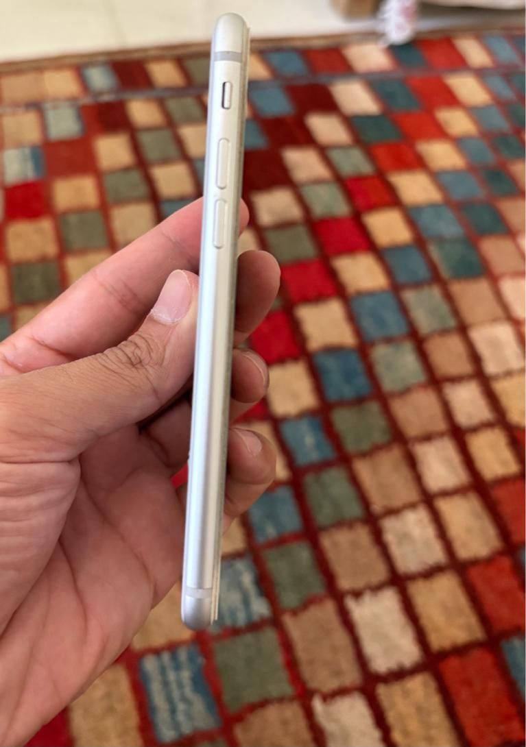 اپل iPhone 8 با حافظهٔ ۶۴ گیگابایت|موبایل|تهران, ایرانشهر|دیوار